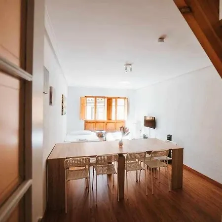 Duplex San Martin 莱昂